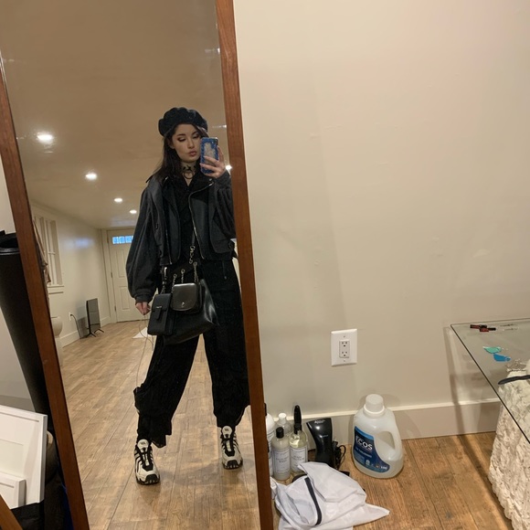 Meet your Posher, Amy - Picture 10 of 14